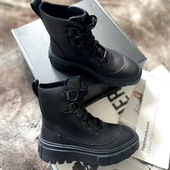 Free People x Sorel Caribou X Lace Up Boots - Picture 3 of 15